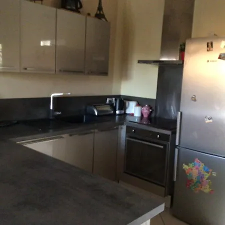 Belle Avec Piscine Villa